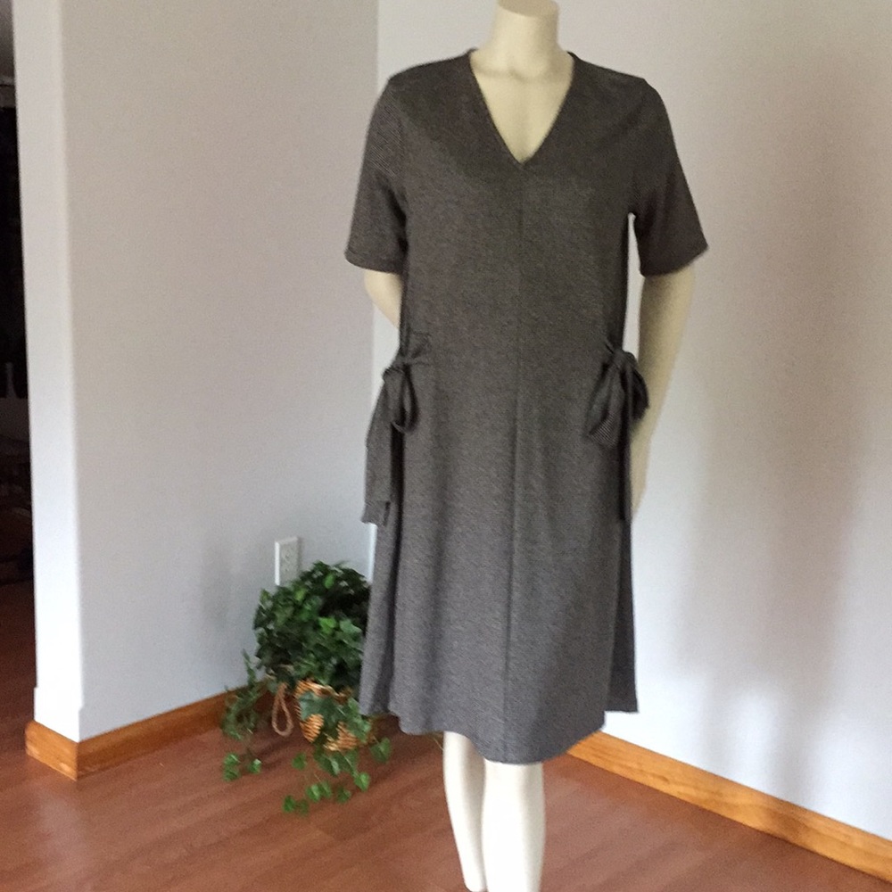 ZARA dress. Fits M/L. Label S. Can be Maternity + free 🎁 - Picture 3 of 8